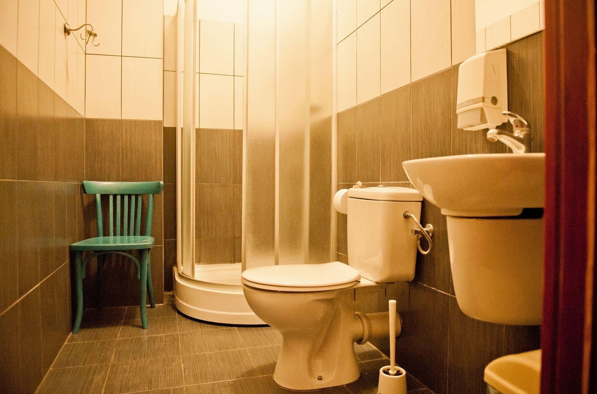 Hostel Bemma - Ozonowane Pokoje Wrocław Kültér fotó