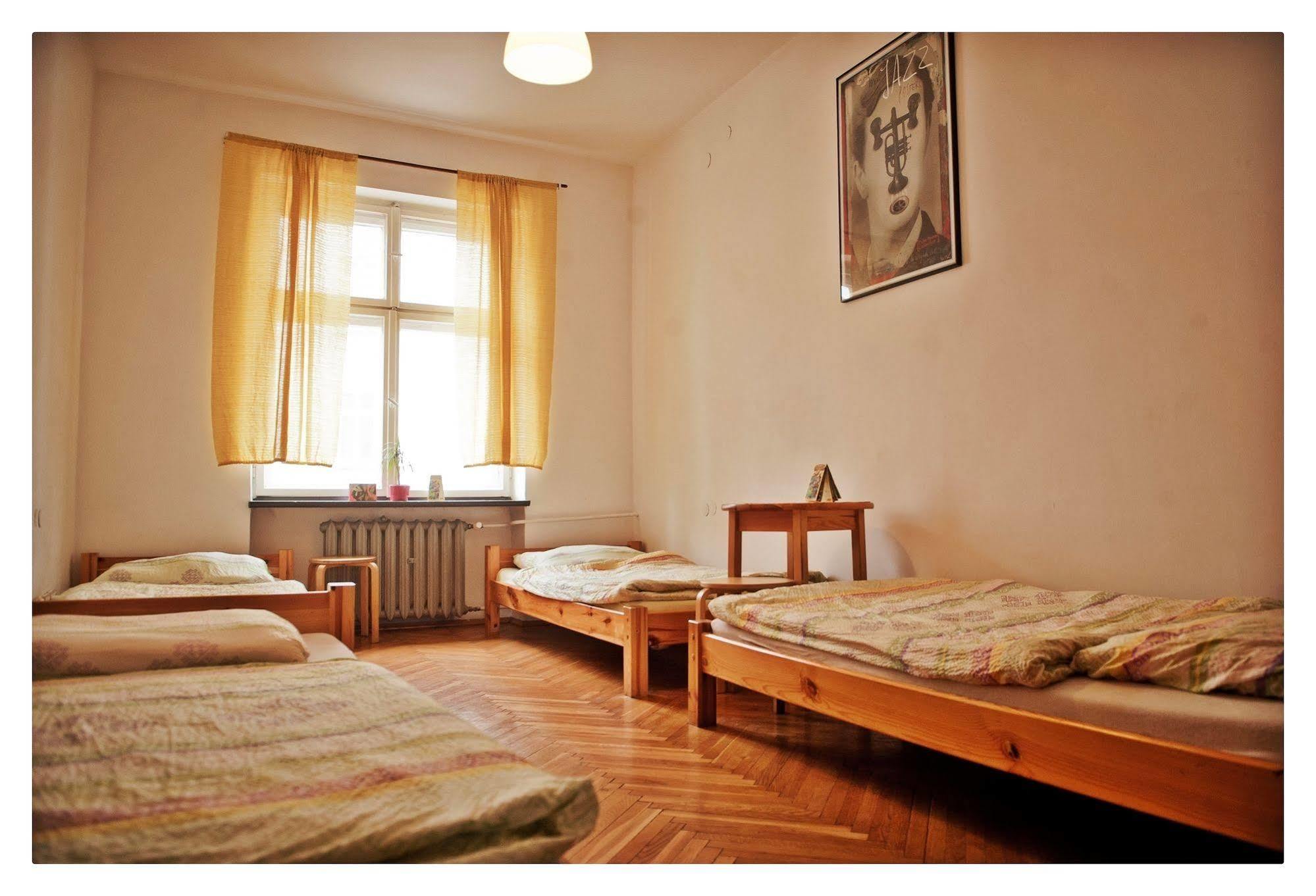 Hostel Bemma - Ozonowane Pokoje Wrocław Kültér fotó